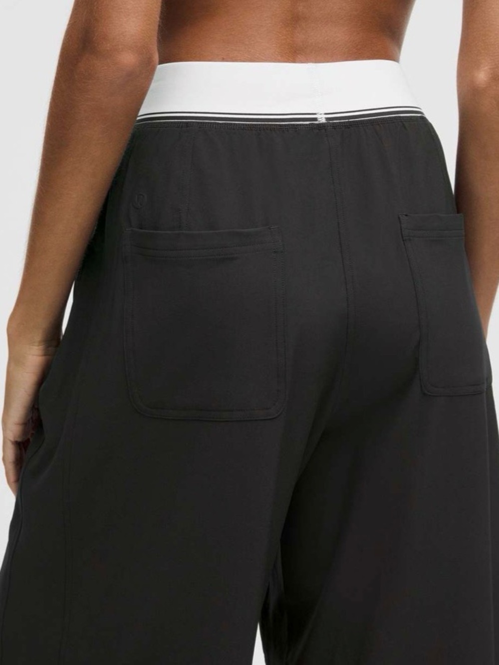 lululemon Black Wide-Leg Pull-On Pants with White Waistband - Picture 5 of 5